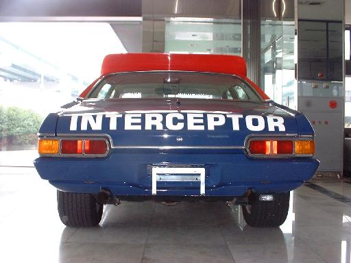 INTERCEPTOR ���A�r���[